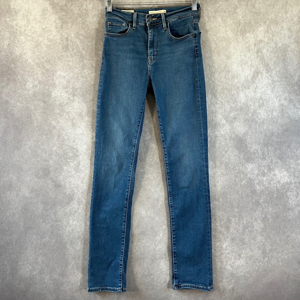 Levi's 724 High Rise Straight Jeans Womens 26 Blue Medium Wash Denim Casual